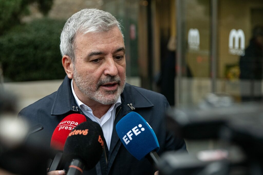 El alcalde Jaume Collboni incrementa la ayuda pública al Circuit de Catalunya y rechaza retirar los 250.000 euros destinados al polémico congreso inmobiliario The District.