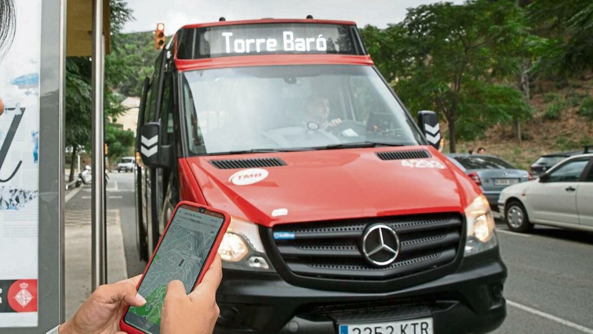 Torre Baró vuelve a sentirse aislado: el bus a demanda deja sin transporte a parte del vecindario