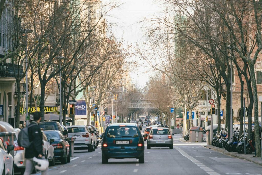 El proyecto de Eixample Respira para recuperar cuatro chaflanes como espacio peatonal no podrá votarse en la fase final de los presupuestos participativos.