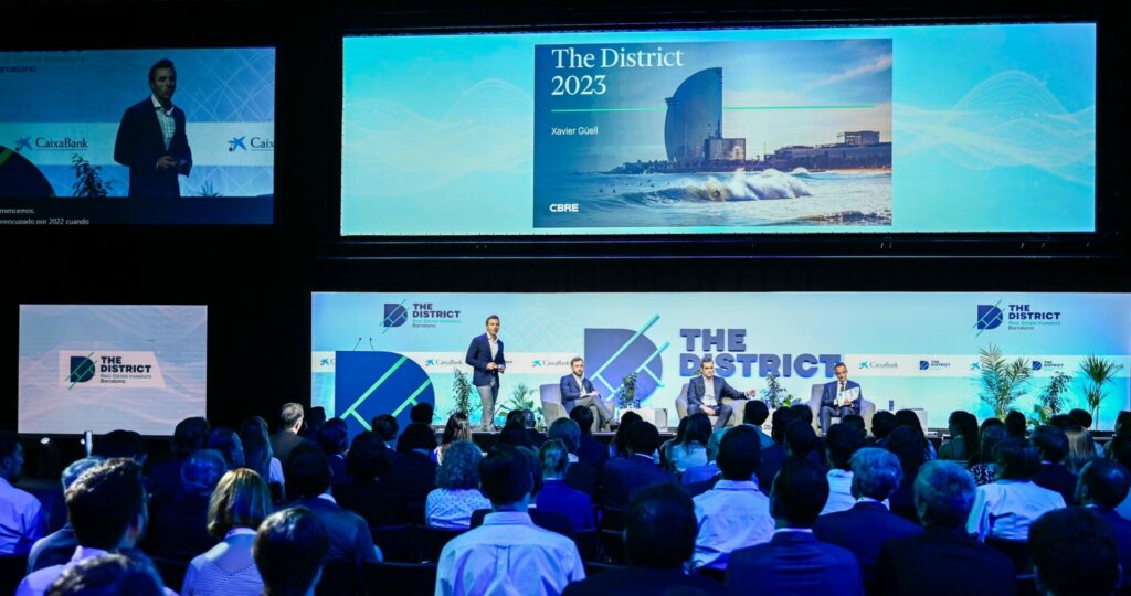 the district israel barcelona