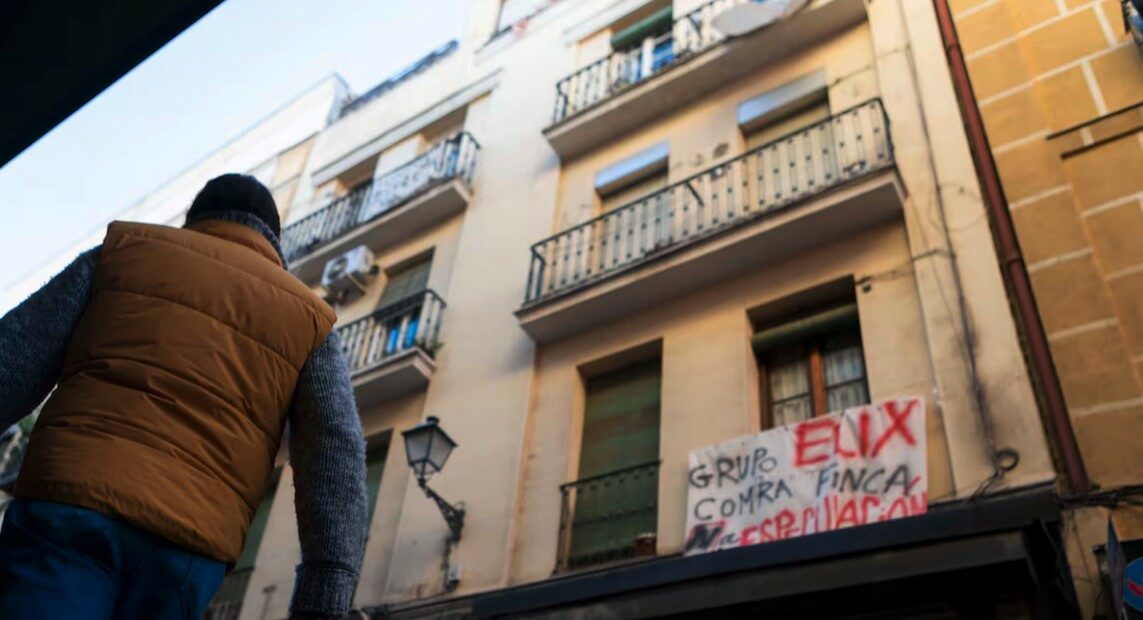 Vecinos de Tribulete 7 logran imputar por primera vez a un fondo buitre por acoso inmobiliario