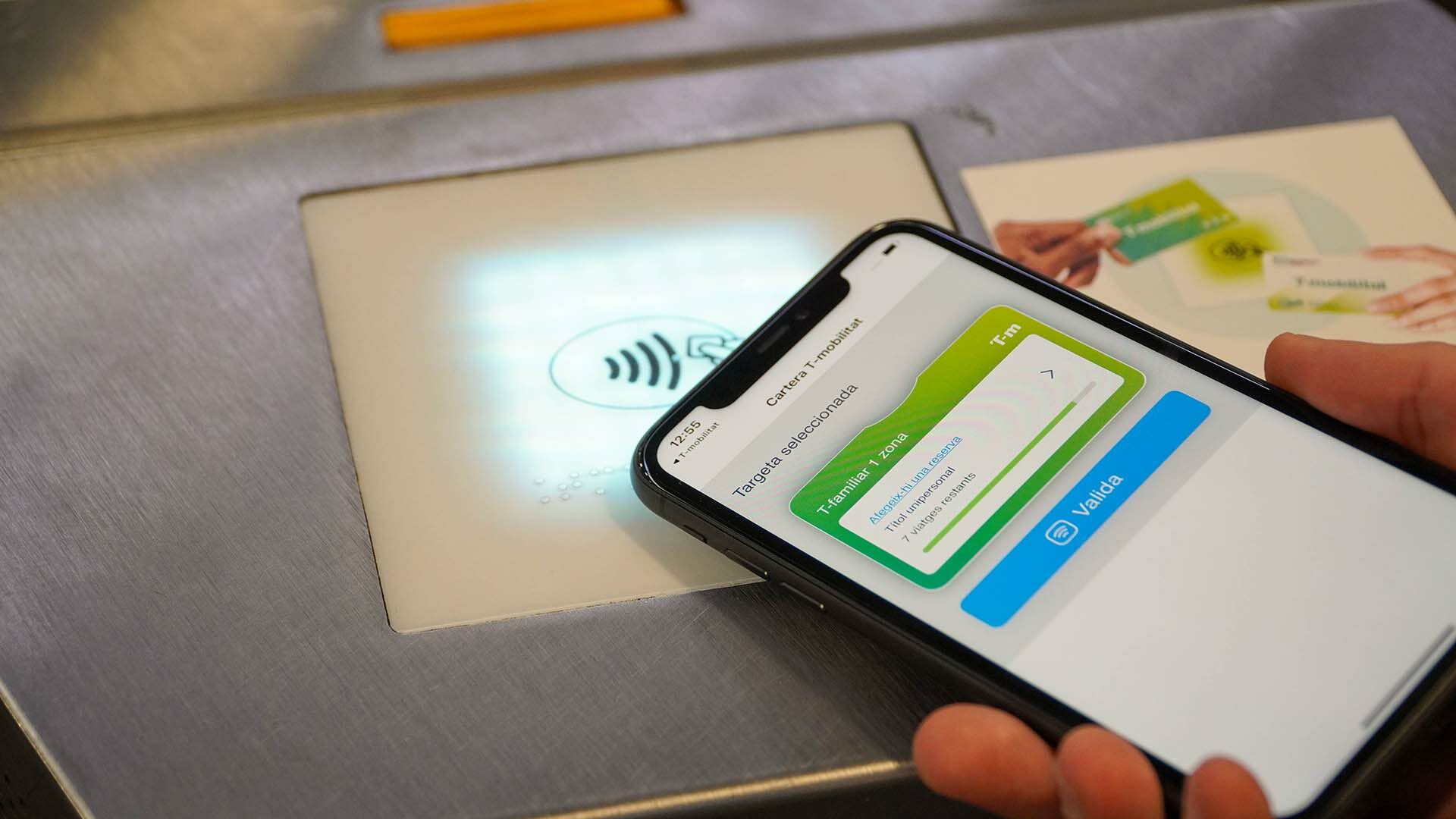 Comuns reiteran que no negociarán los Presupuestos si el Govern mantiene la retirada de la bonificación del 50% del transporte