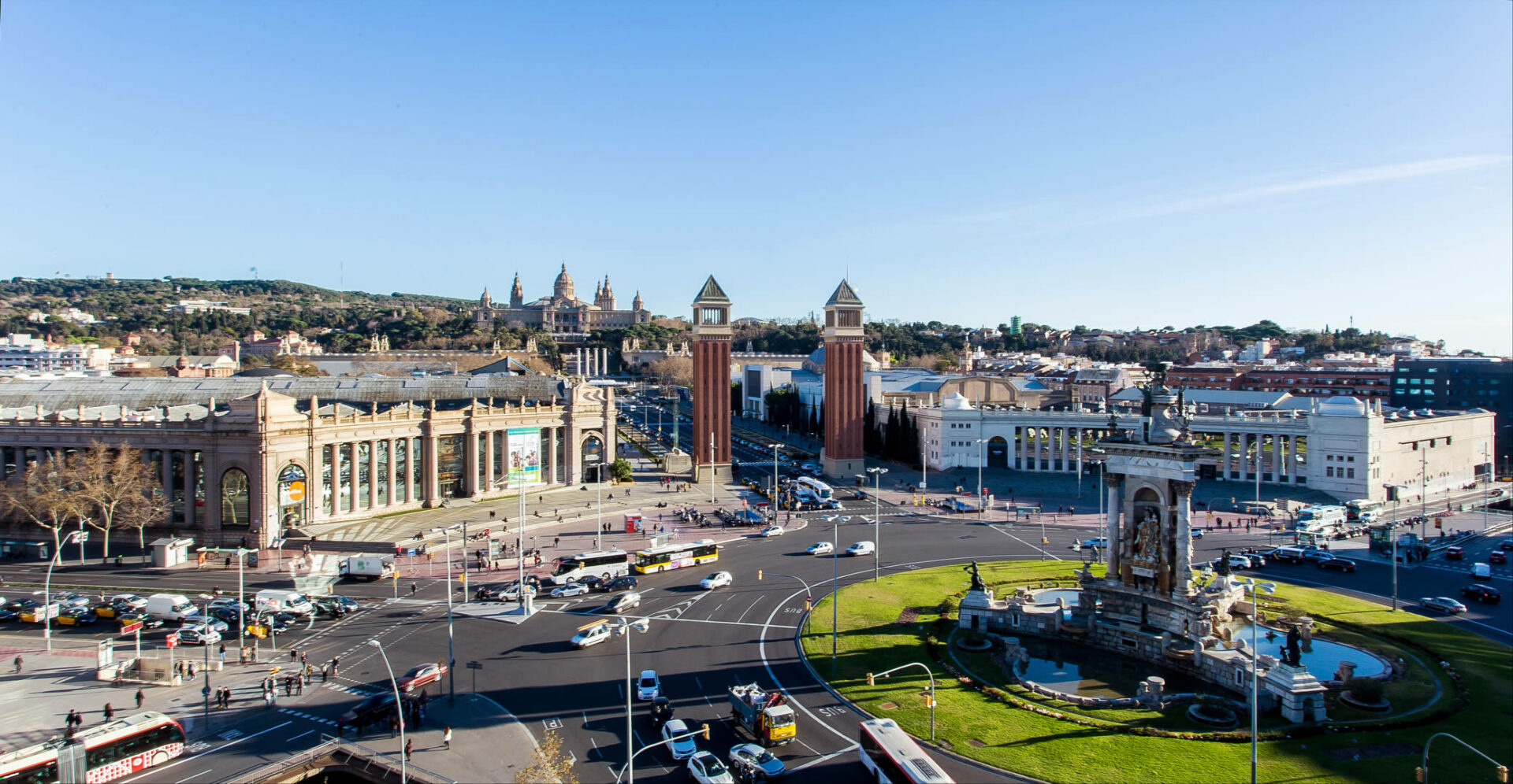 El Gobierno de Collboni aplaza hasta 2029 la construcción de los pisos públicos previstos en el recinto ferial de Montjuïc