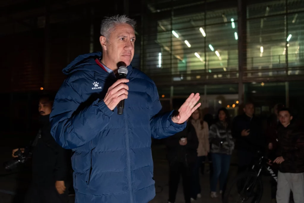 La Fiscalía acusa a Albiol por desalojar el B9 sin garantizar derechos básicos