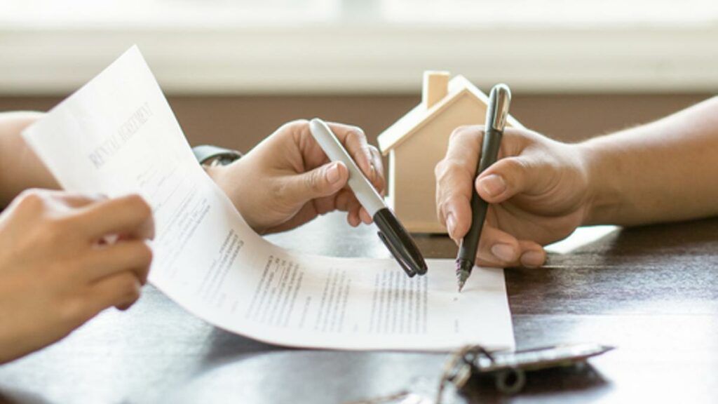Los nuevos contratos de alquiler reducen un 11% el poder adquisitivo medio en España