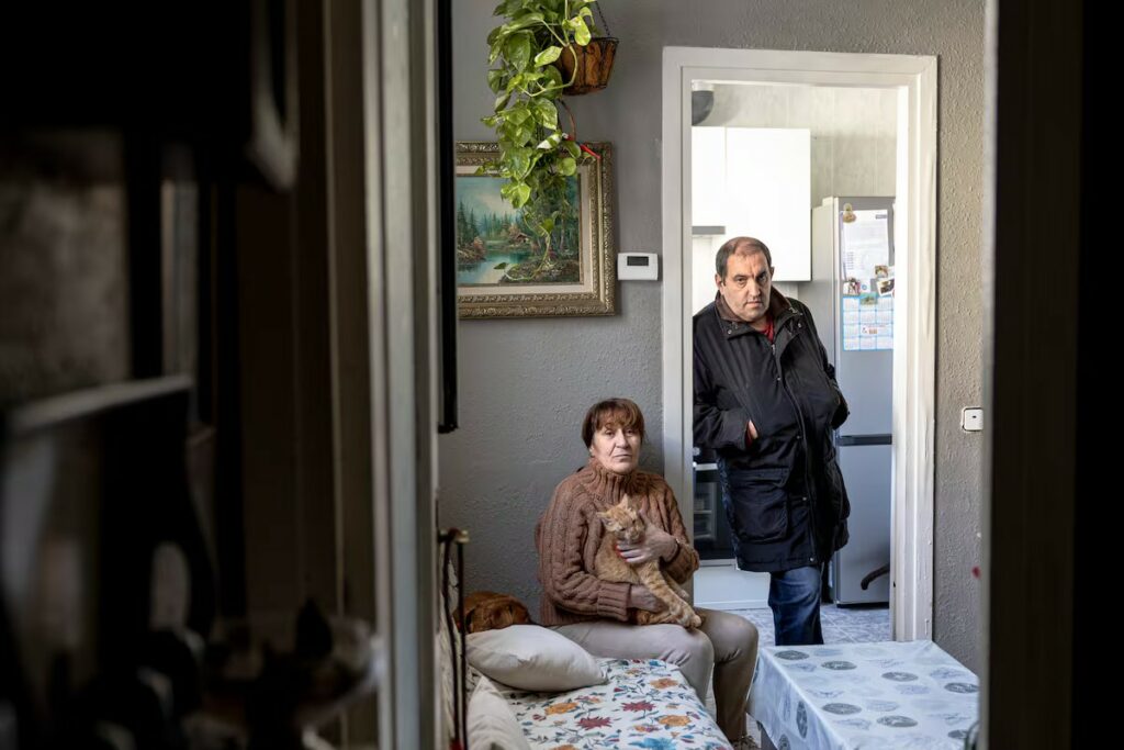 Barcelona reduce los pisos de emergencia mientras 754 familias esperan una vivienda social