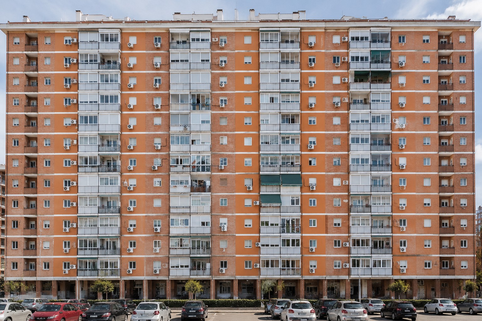 El acceso a la vivienda continúa como la principal preocupación de los catalanes, según el CEO