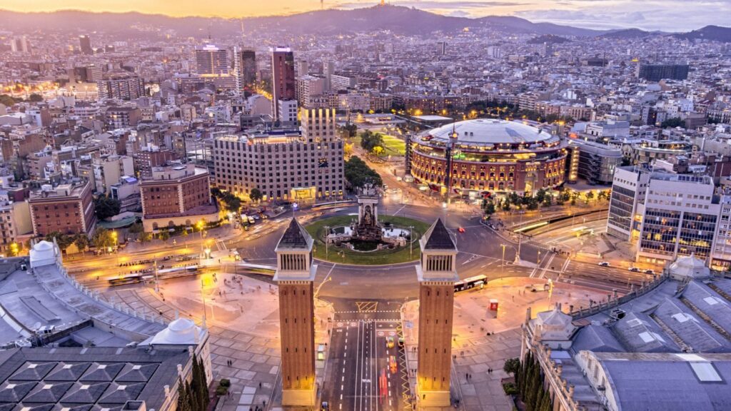 Vivir con comodidad en Barcelona exige un salario cercano a los 3.000 euros al mes