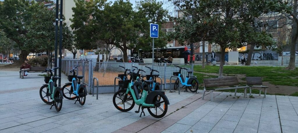 Barcelona eliminarà les bicicletes de lloguer per minuts