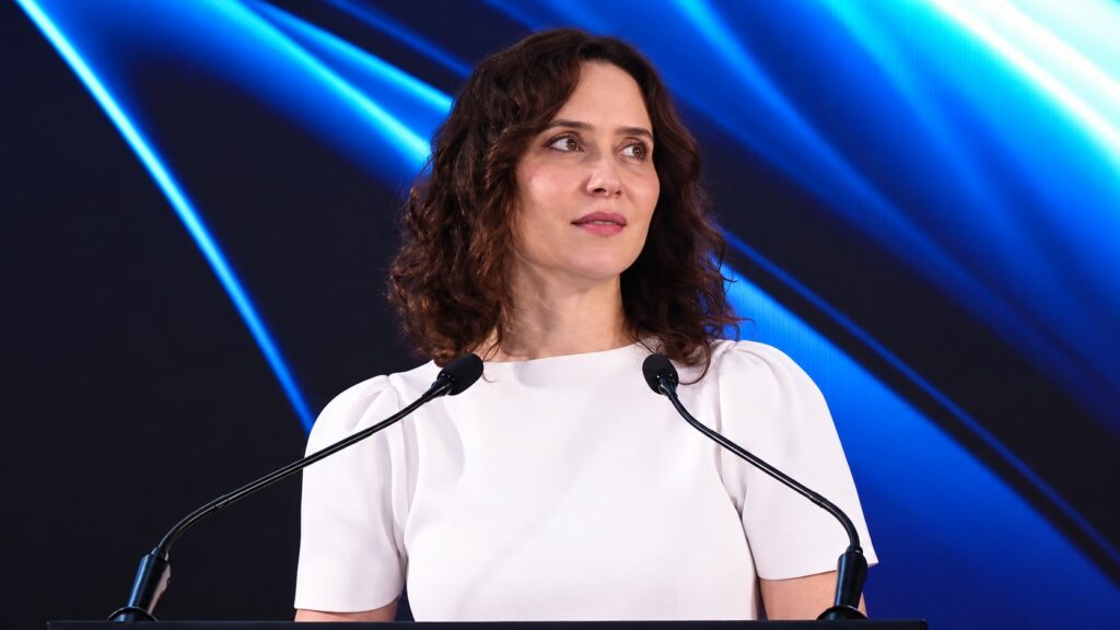 Ayuso admite que visitó el ático de 6 millones pero evita aclarar quién ordenó su compra