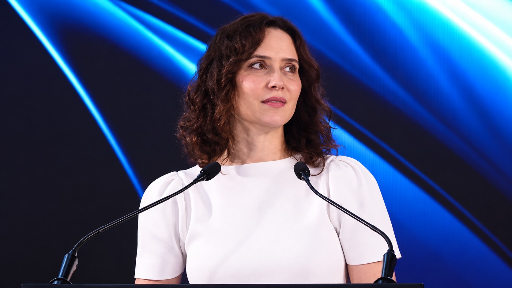 Ayuso admite que visitó el ático de 6 millones pero evita aclarar quién ordenó su compra