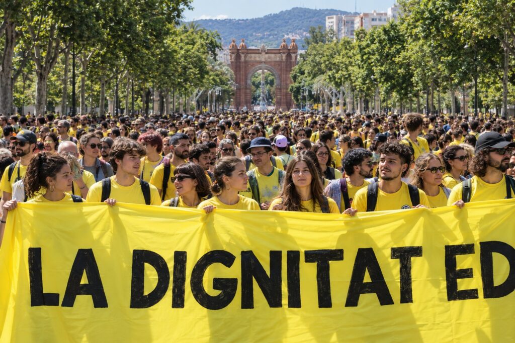 La comunidad educativa catalana prepara nuevas movilizaciones y huelgas por la falta de recursos