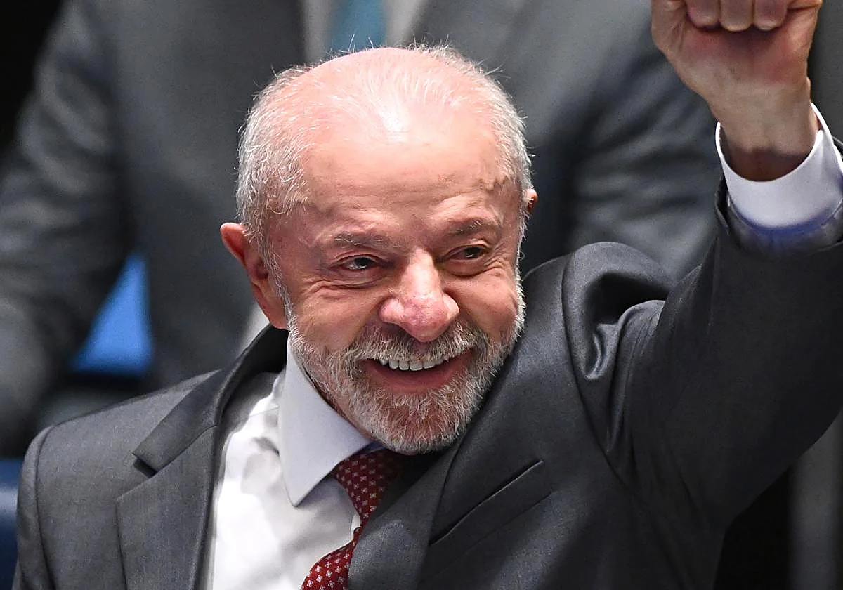 Lula remonta a la extrema derecha de Bolsonaro y logra un cuarto mandato en Brasil